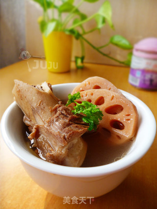 莲藕大骨汤的做法