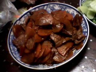 胡萝卜炒肉的做法