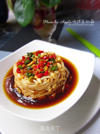 十分钟快手爽口菜——炝拌金针菇的做法