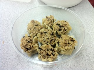 香菇牛肉末糯米烧麦的做法