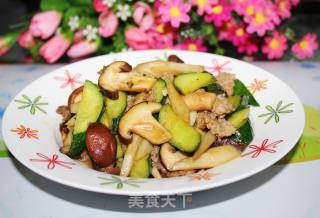 香菇牛蒡炒青瓜的做法