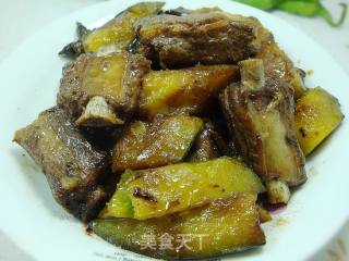 电饭煲懒人菜——排骨焖南瓜的做法