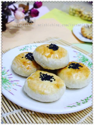 【怡汝私房中式点心】在家做点心---芝麻果仁酥皮的做法