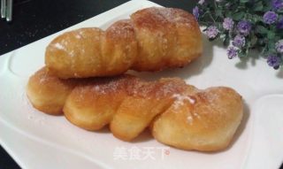 多拿滋麻花卷的做法