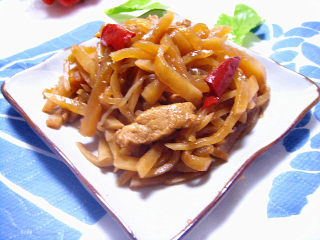 肉熬萝卜丝的做法