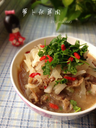 萝卜汆羊肉的做法