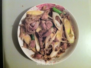 大葱爆羊肉的做法