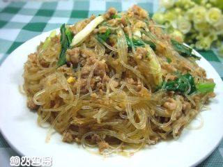 家常经典菜——蚂蚁上树的做法