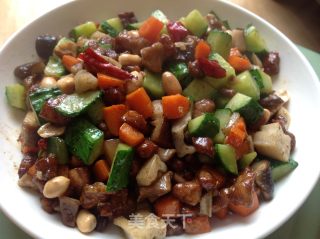 杂蔬炒肉丁的做法