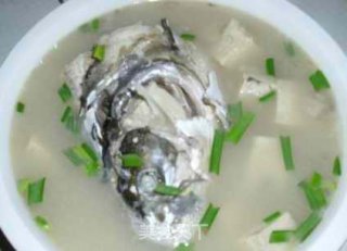 鱼头豆腐汤的做法