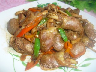 ﻿辣炒鸡心的做法