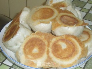 韭菜水煎包的做法