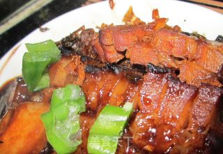 打败纸老虎——初做梅菜扣肉的做法
