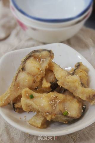 炸鱼块的做法