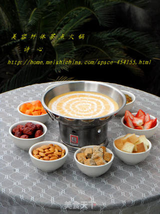 【美容纤身茶点火锅】--- 在冬日的阳光下温暖享受的甜蜜的做法