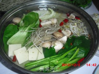 老鸭汤底清汤火锅的做法
