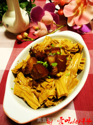 腐竹烧肉的做法