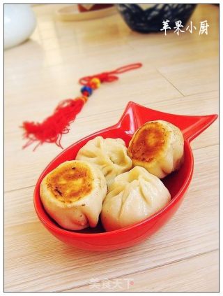 胡萝卜鸡蛋生煎包的做法
