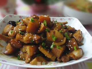 杏鲍菇红烧肉的做法