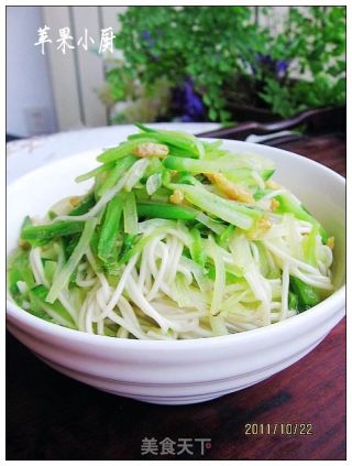 萝卜丝虾仁面的做法