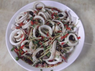 金针菇拌鱿鱼的做法
