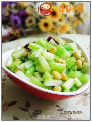 辣炝芹菜黄豆的做法