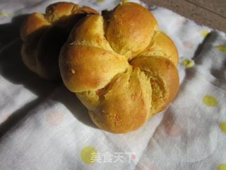 冷藏发酵法胡萝卜全麦扭花餐包的做法
