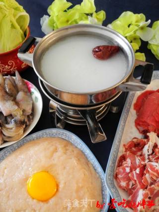 肉滑奶汤火锅的做法
