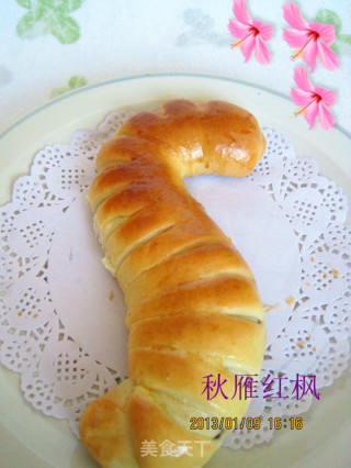 好玩的毛毛虫夹馅面包的做法