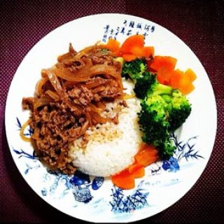 自制赛吉野肥牛饭的做法