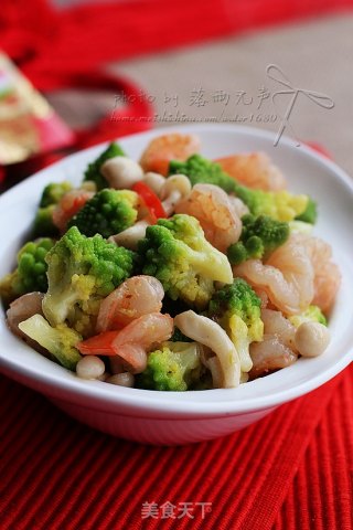 宝塔炒虾球的做法
