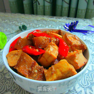 豆腐烧腊肉的做法