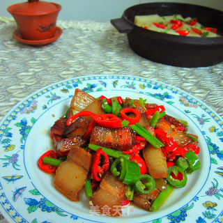 家常辣椒炒腊肉的做法