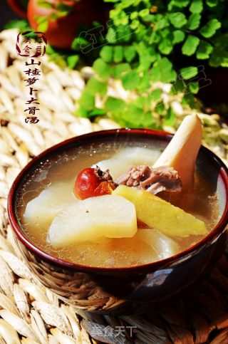 山楂萝卜大骨汤的做法