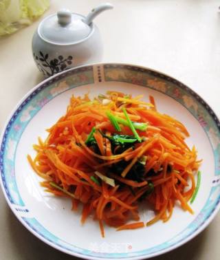 家常小炒 --- 千红丛中一点翠的做法