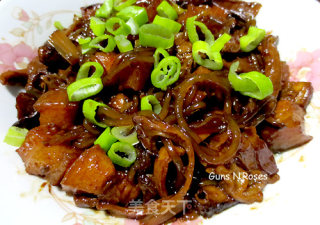 必不可少过年菜：猪肉炖粉条的做法