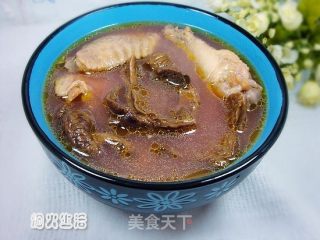 红菇煮鸡的做法