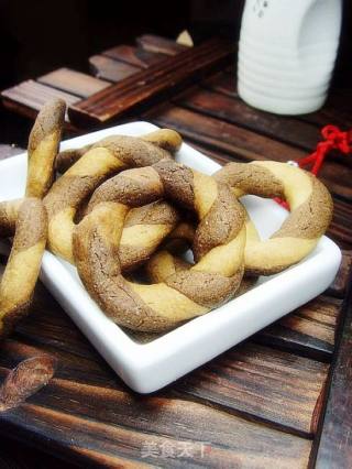 双色圈圈饼干的做法