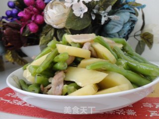 土豆炖豆角的做法