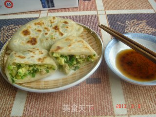 韭菜鸡蛋合子的做法