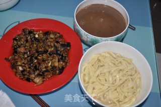 茄子炸酱的手擀鸡蛋面的做法