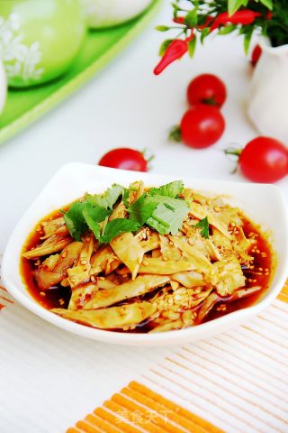 香辣手撕鸡的做法