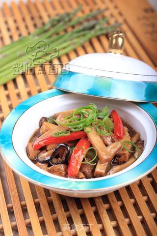春天里的养生菜----蚝油豆腐煲的做法
