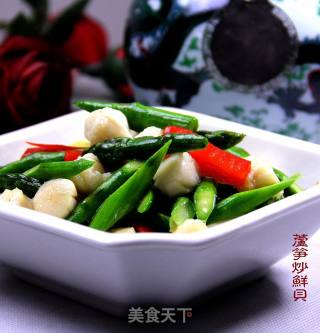 时令快捷家常菜“芦笋炒鲜贝”