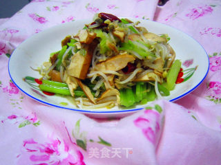 【香干炒青芹】--孕妈咪16周食谱的做法