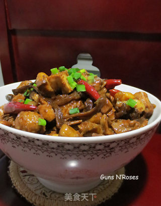 板栗烧鸡的做法