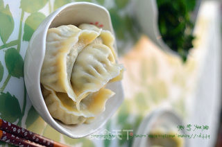 春天野菜香---荠菜水饺的做法