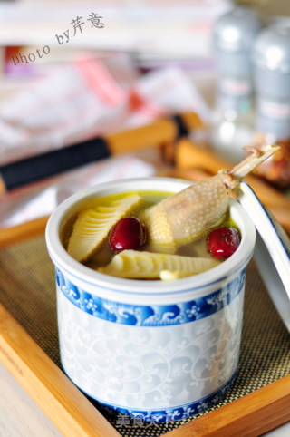 春笋煨土鸡的做法