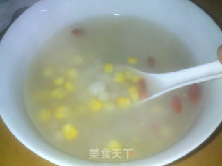 玉米枸杞小圆子汤的做法
