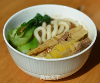 红烧春笋牛肉面的做法